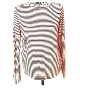 ROXY STRIPED KNIT SWEATER LONG SLEEVE BATWING SCOOP NECK RED WHITE WOMANS SMALL
